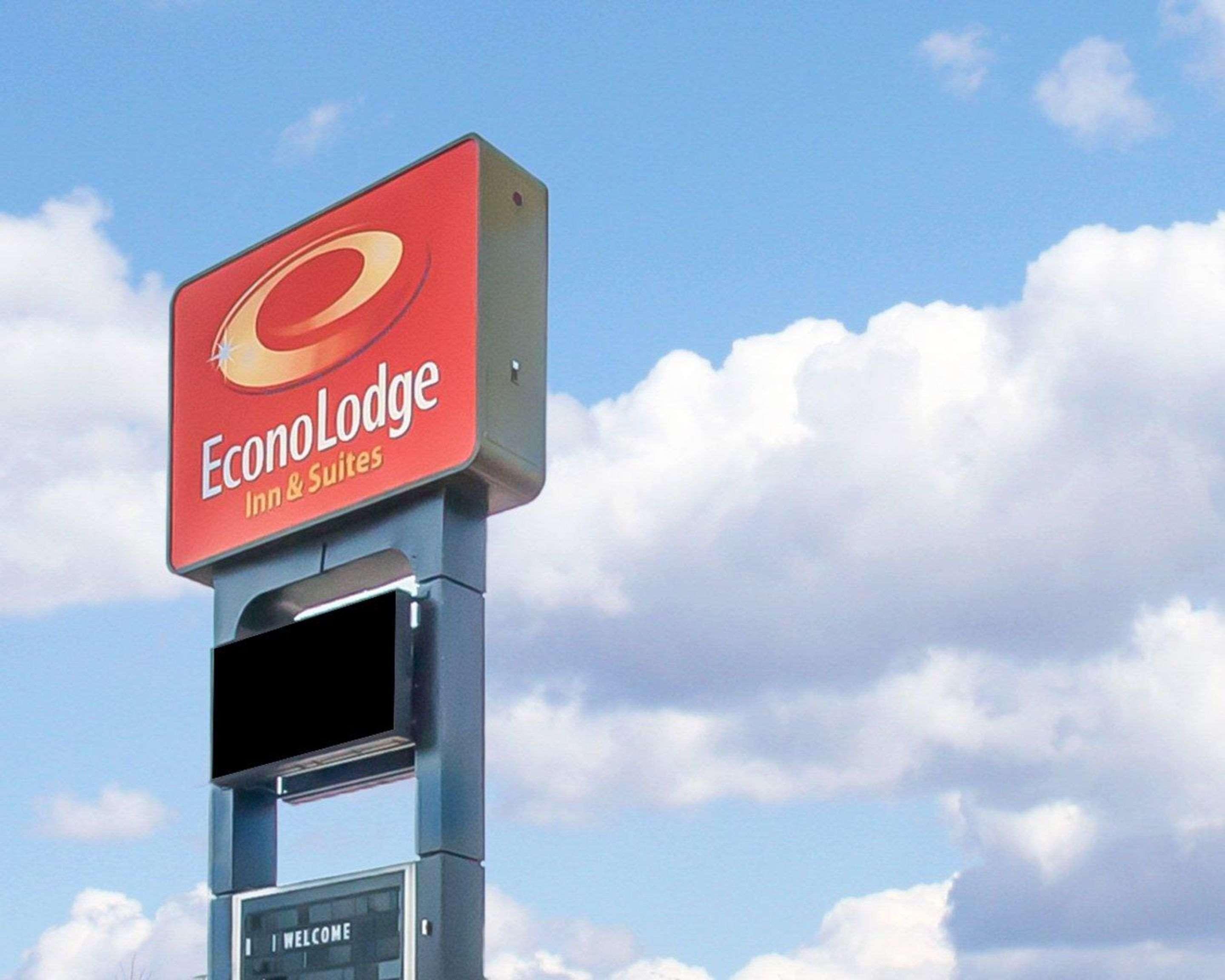 Econo Lodge Inn And Suites - Jackson Exterior photo